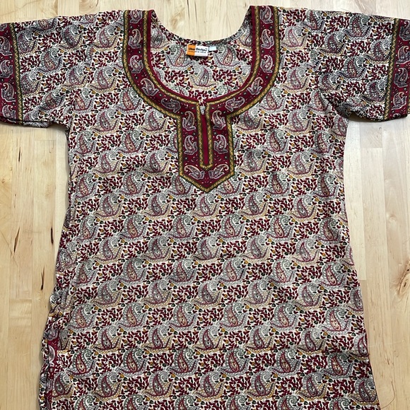 LIBAS DESIGNS TUNIC DRESS JEWELS RHINESTONES MAROON GOLD WOMENS SMALL-MEDIUM - Picture 10 of 10